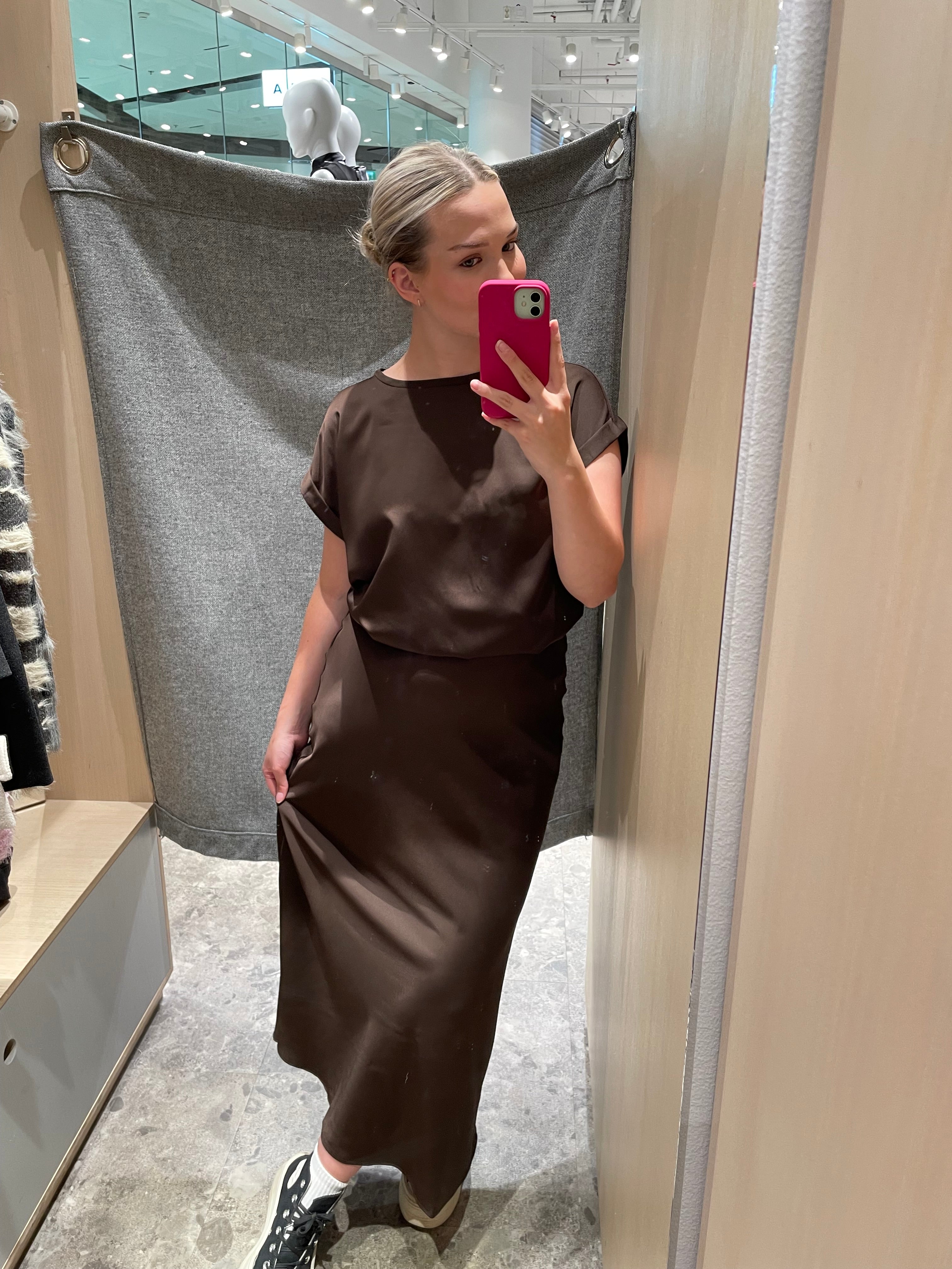 VIELLETTE Midi Skirt - Coffee Bean